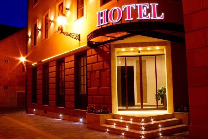 Hotel 38 of 40