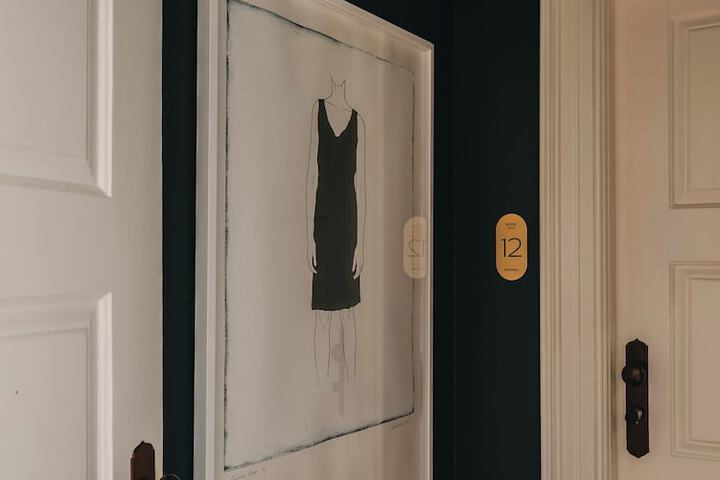 Hotel Interior 113 of 147