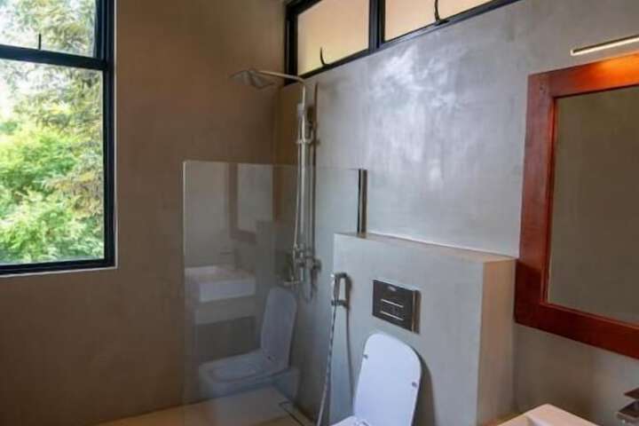 Room 11 of 47