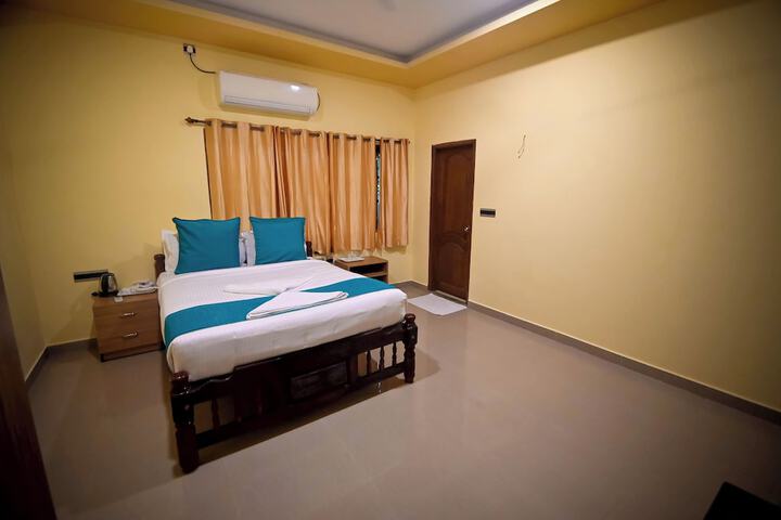 Room 10 of 64