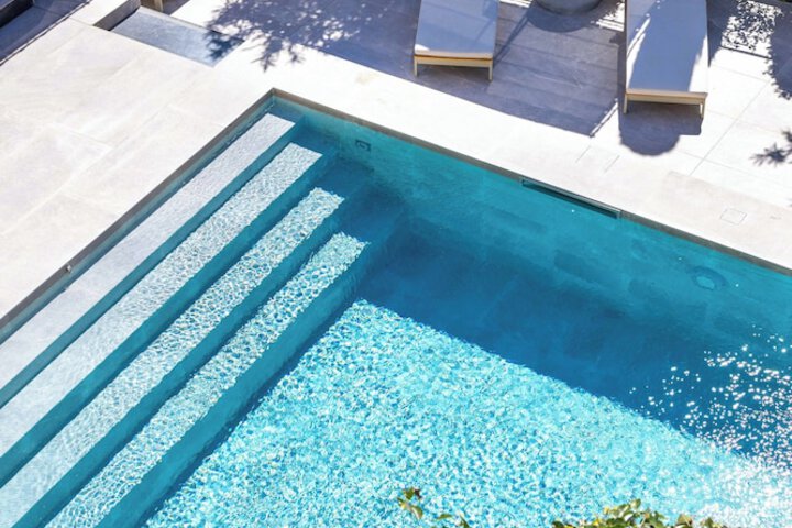 Pool 77 of 121