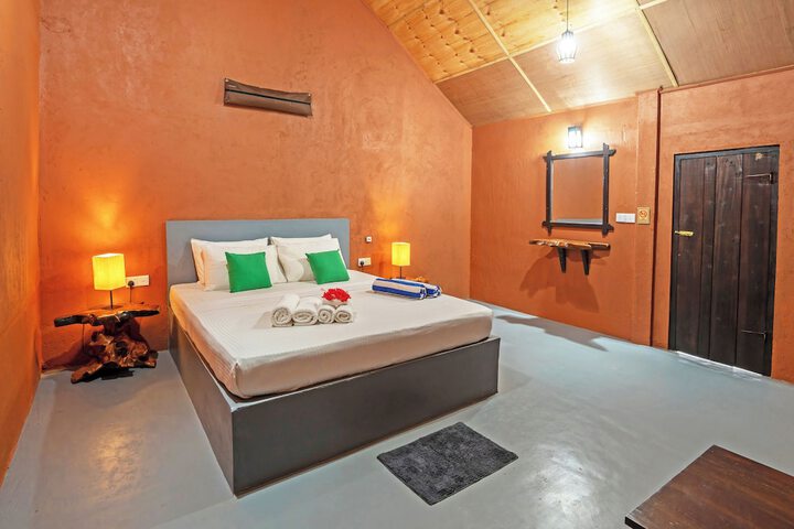 Room 13 of 62