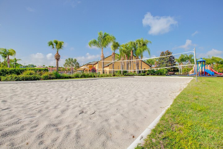 Hotel Interior 10 of 57