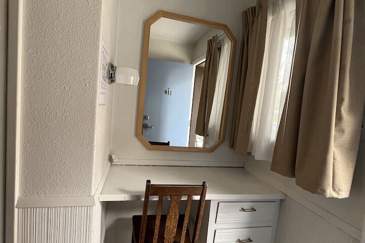Room 40 of 133