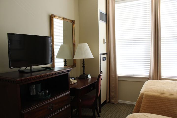 Room 22 of 56