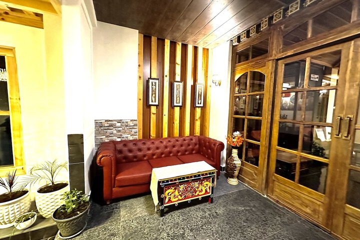 Hotel Interior 6 of 75