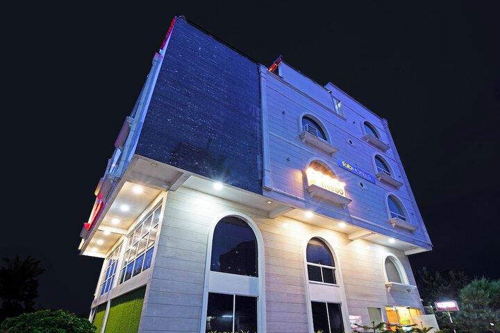Hotel 27 of 29