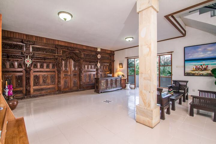 Hotel Interior 3 of 162