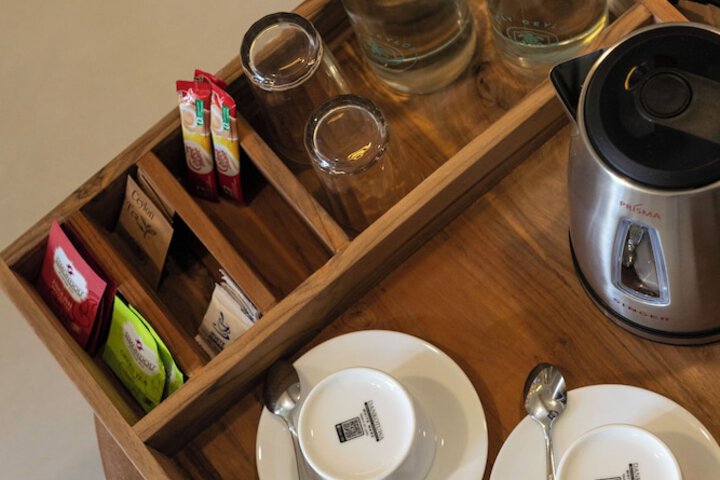 Breakfast/Coffee Service 154 of 222