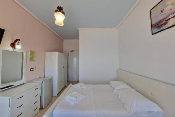 Room 58 of 75