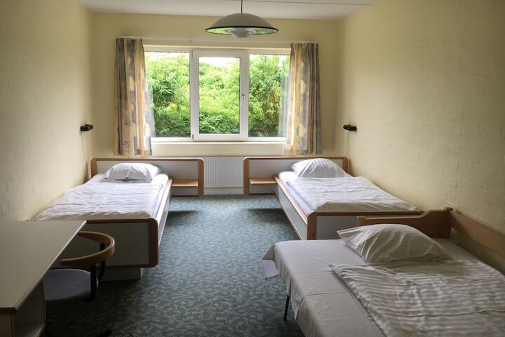 Room 6 of 26