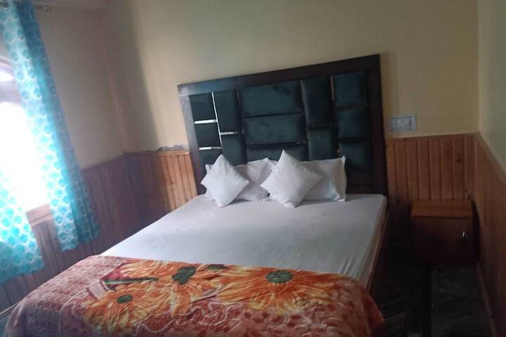 Room 19 of 50
