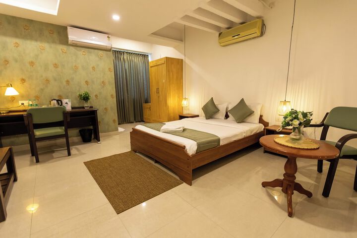 Room 29 of 46