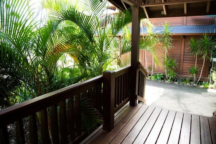 Hotel Exterior 42 of 56