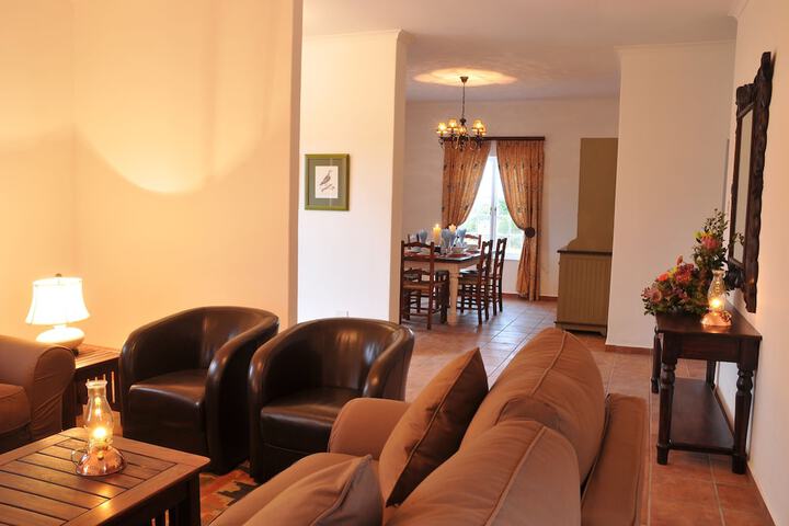 Room 12 of 38