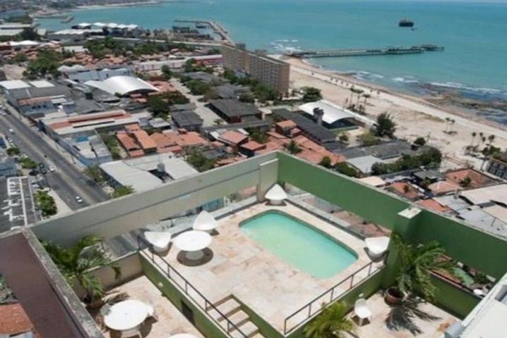 Pool Hotel