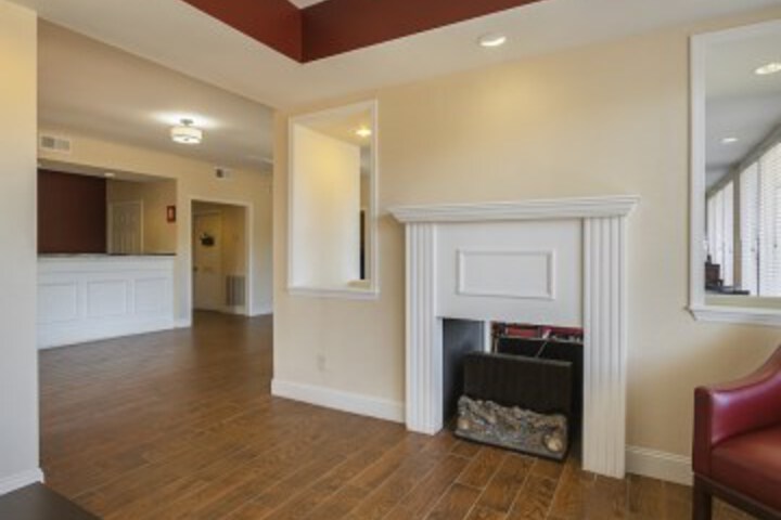 Suite 4 of 47