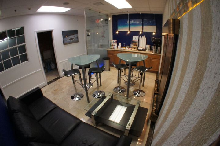 Breakfast area