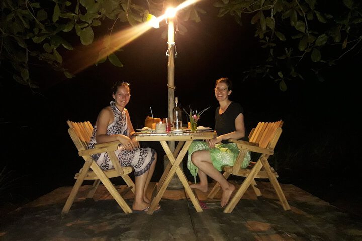 Dining 42 of 53