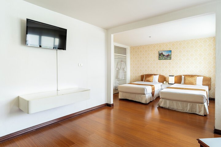 Room 19 of 140