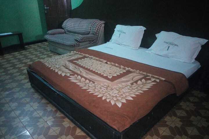 Room 4 of 23