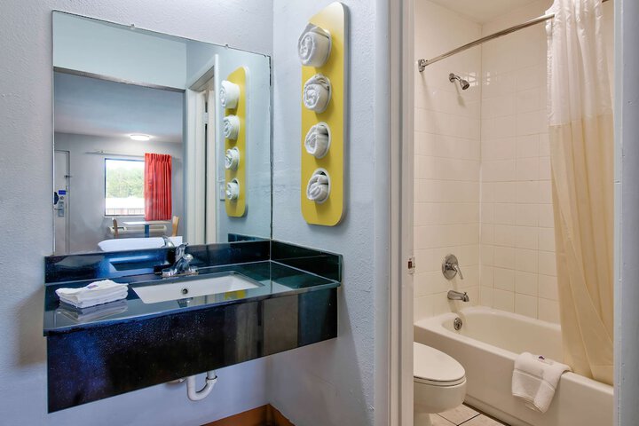 Vanity Photo