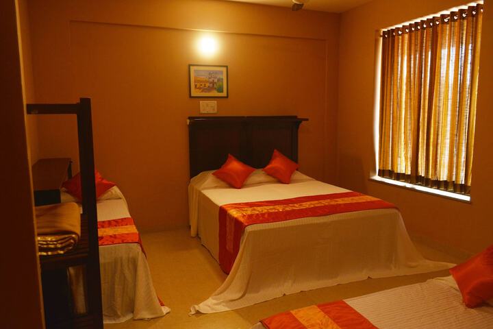 Room 28 of 37