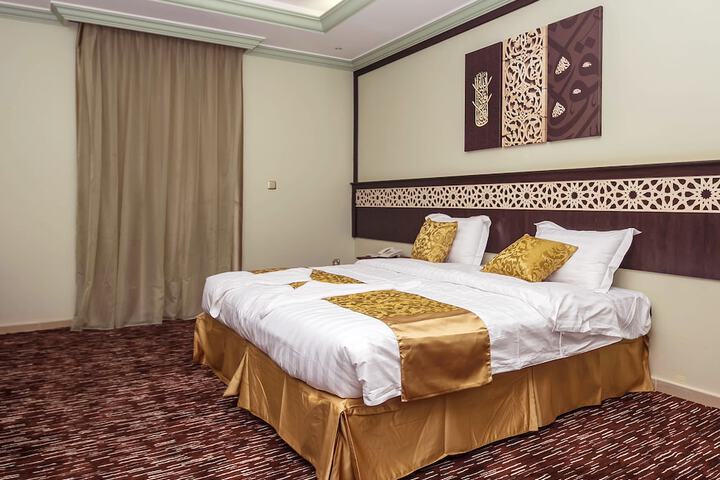 Room 44 of 60