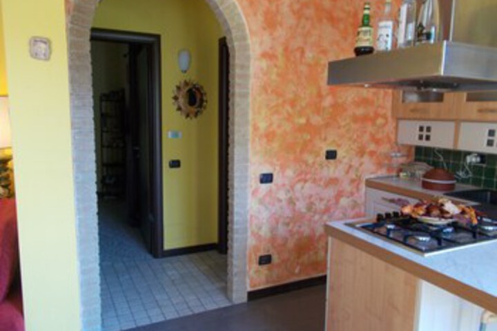 Room 16 of 19