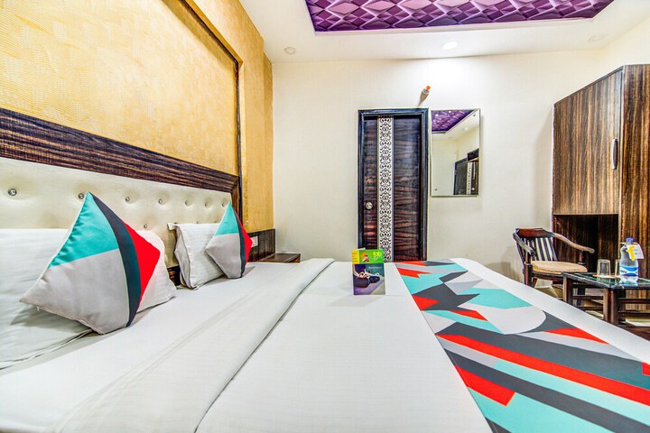 Room 18 of 26