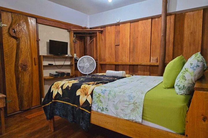 Room 5 of 53