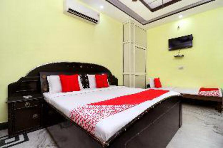 Hotel Adwin by OYO Rooms