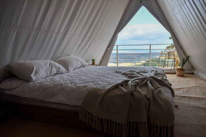 Room 2 of 22