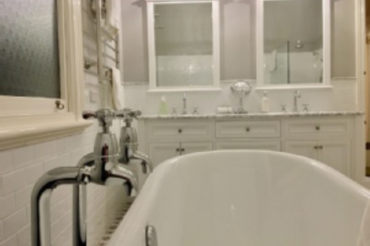 Room 212 of 240