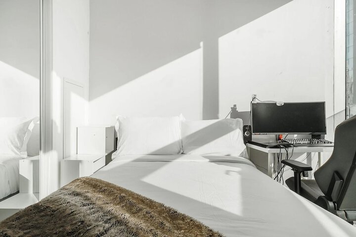 Room 141 of 931