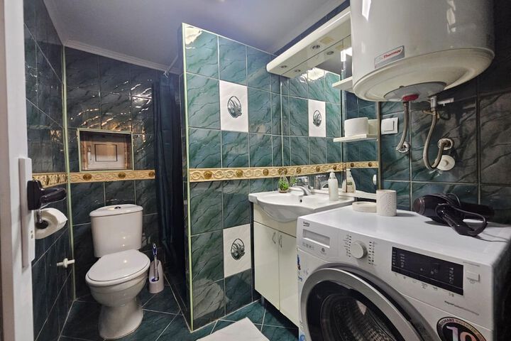 Room 54 of 75
