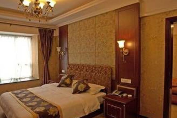 Room 17 of 23