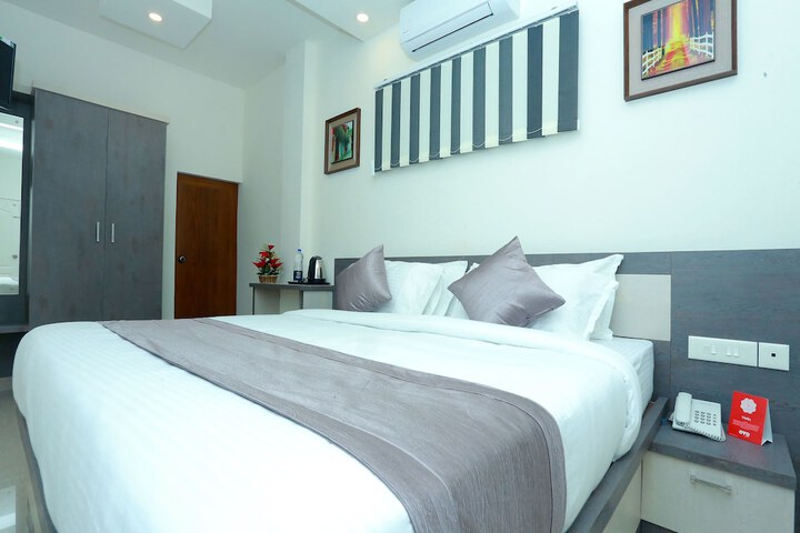 Room 15 of 17