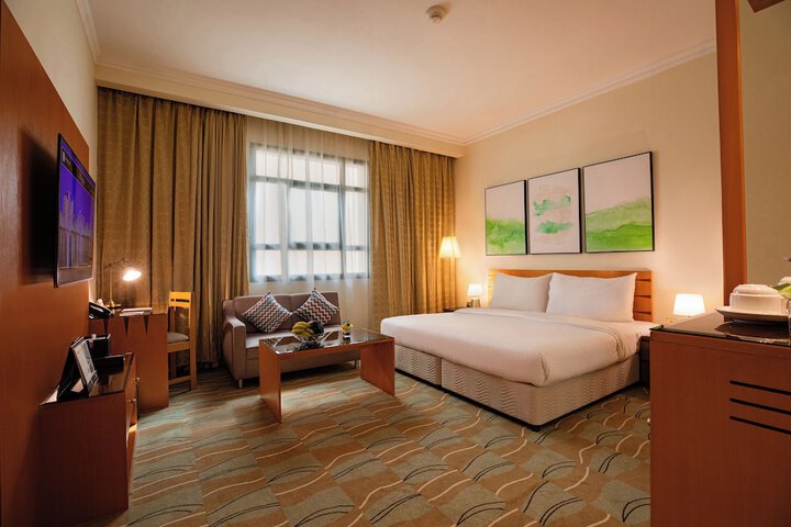 Room 7 of 38
