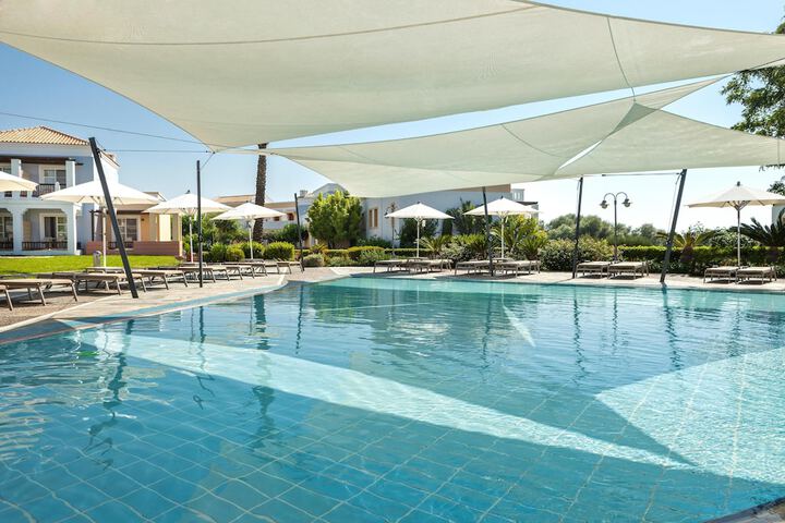 Pool 95 of 245