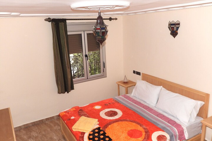 Room 6 of 34
