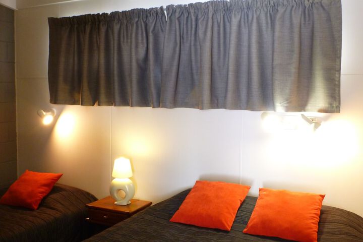 Room 33 of 41