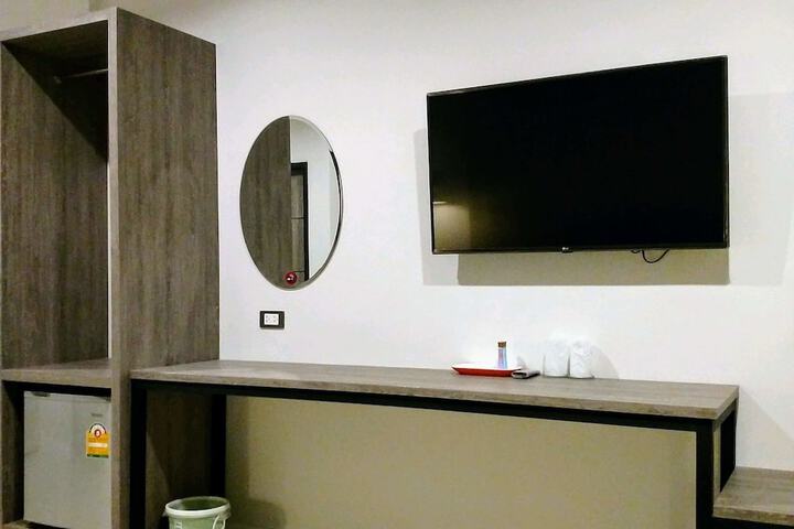 Room 18 of 29