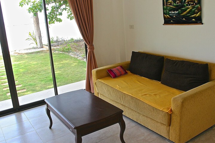 Room 6 of 26
