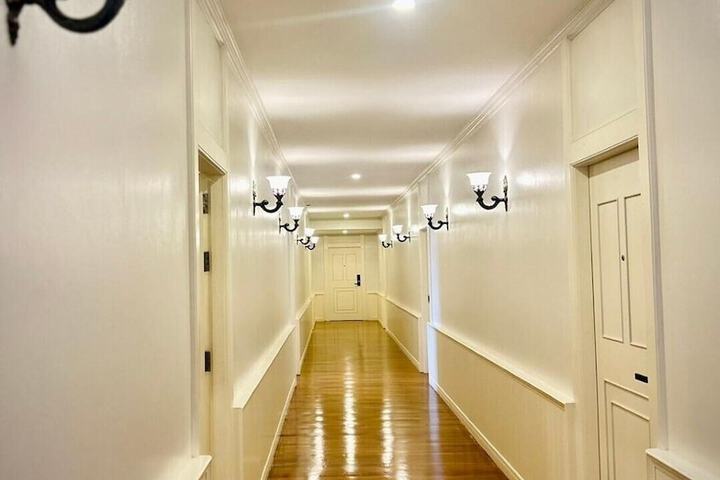 Room 8 of 49