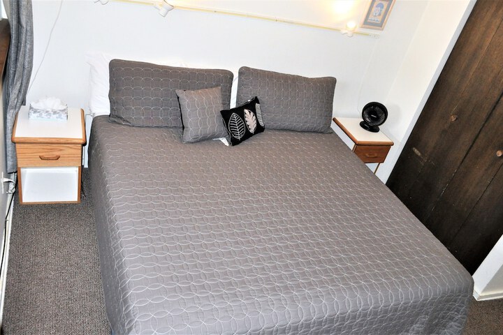 Room 3 of 24