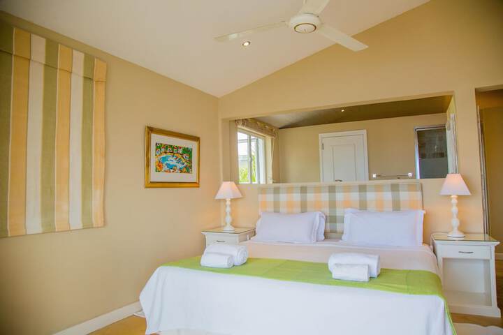 Room 8 of 55