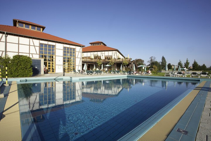 Pool 34 of 128