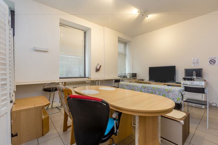 Room 25 of 29