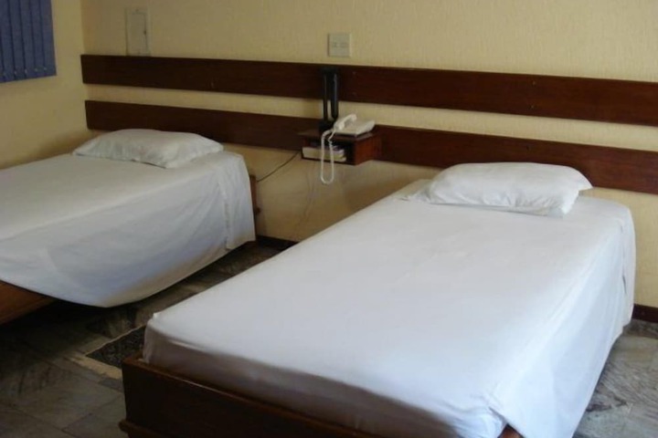 Room 13 of 47